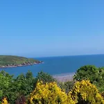 Sea Whispers - My Charming Costal Retreat In