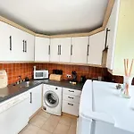 Villa Sea Whispers - My Charming Costal Retreat In *
