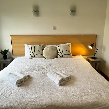 Villa Happy Sandy Feet: Cozy Seaside Retreat In Youghal