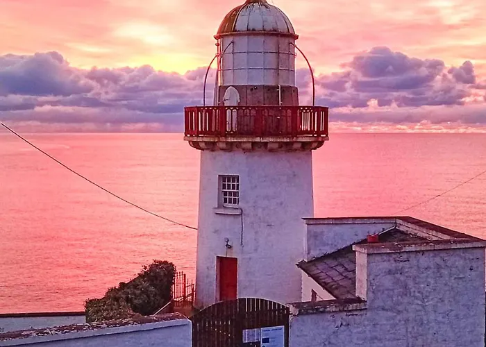 Sea Whispers - My Charming Costal Retreat In * Youghal