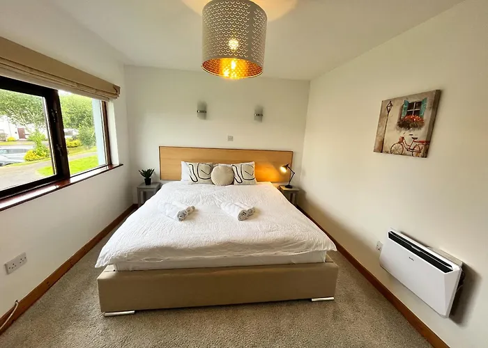 Sea Whispers - My Charming Costal Retreat In Villa