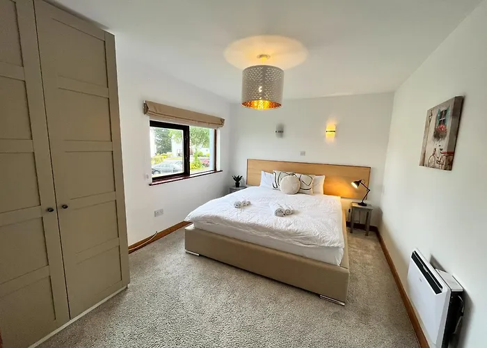 Sea Whispers - My Charming Costal Retreat In *
